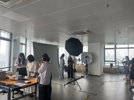 人文學(xué)院工會2025年教師節(jié)系列活動順利開展，攝像及制作服務(wù)為活動添彩